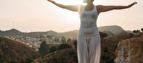 Ciao!

Espandi lo spazio del cuore e tutto il tuo essere sarà ricolmo di vitalità ed entusiasmo.

Lavoreremo su queste due qualità, argomento trattato nel mese di febbraio,  atrave…